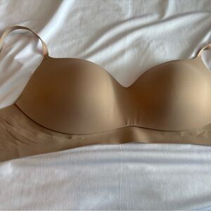 Eby All Day Balconette bra-like new